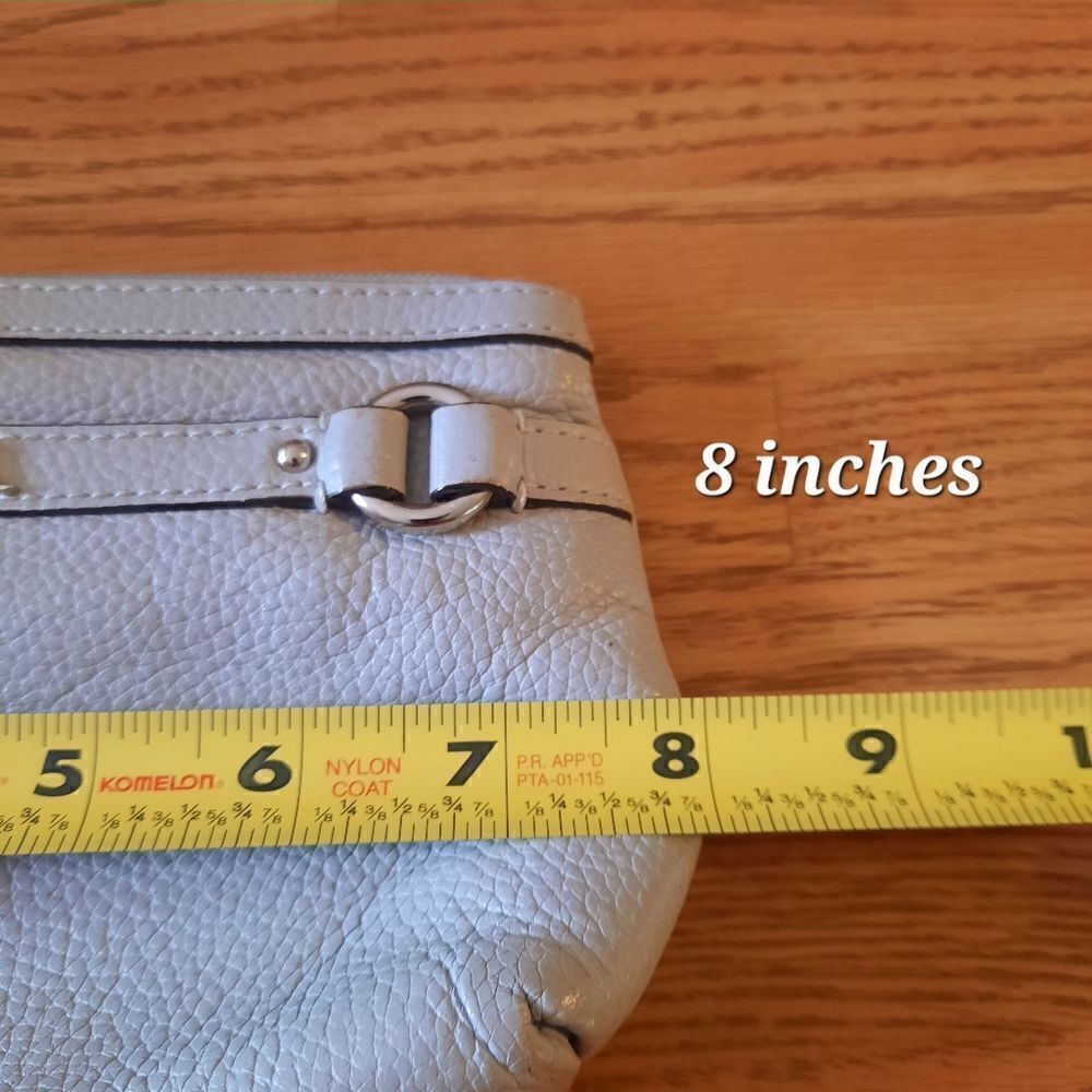 💐COACH Vintage Pebbled Leather Wristlet TIMELESS! - Picture 11 of 13
